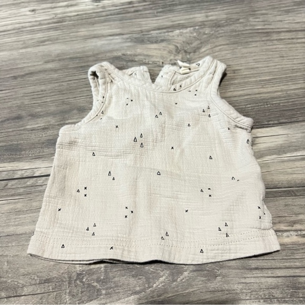 Quincy Mae Organic Cotton Cream Printed Woven Tank  in Ash